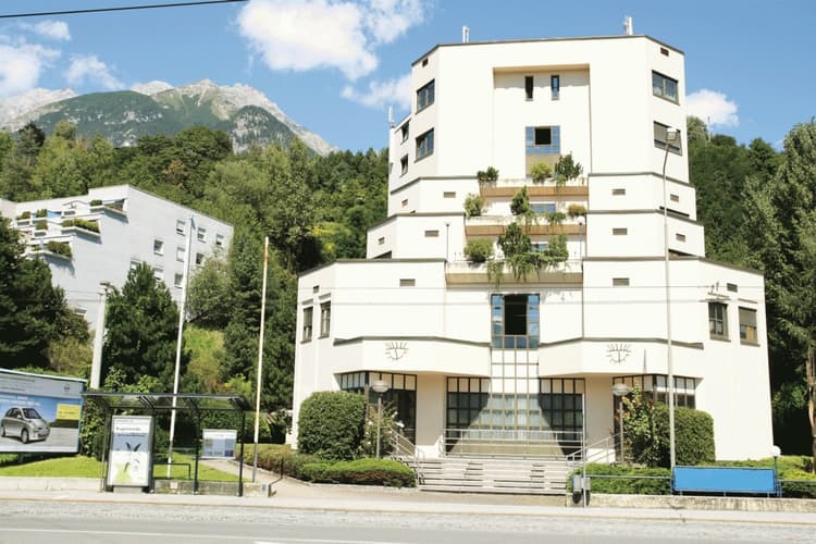 Haus Karwendel-1 von außen