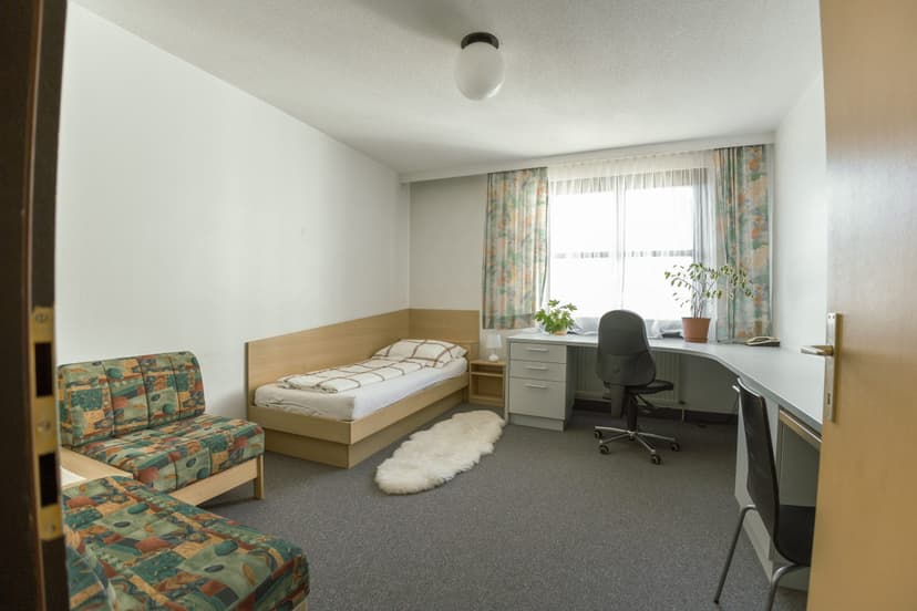 Einzelzimmer mit eigenem Bad